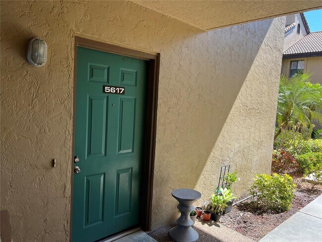Primary Photo - 5617 Ashton Lake Dr