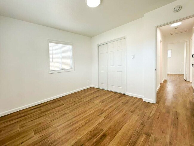 Building Photo - Updated 4BR Home in Lompoc with Spacious Yard — Move-In Ready!