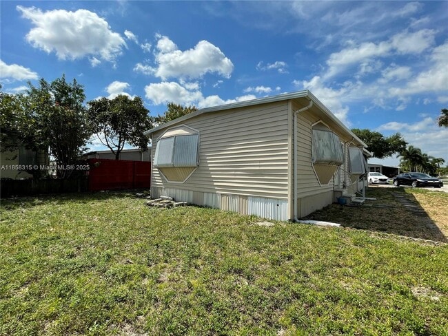 Building Photo - 2903 Harbor Ln