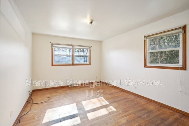 Building Photo - 4903 Camden Rd