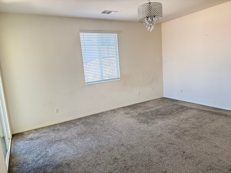 Building Photo - 7072 Vernazza Pl