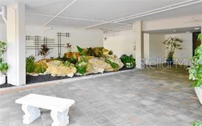 Building Photo - 435 S Gulfstream Ave