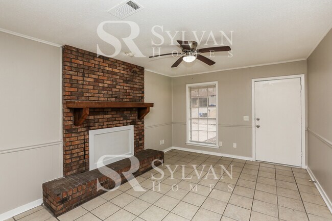 Building Photo - Lease today! No extra charge for contentme...