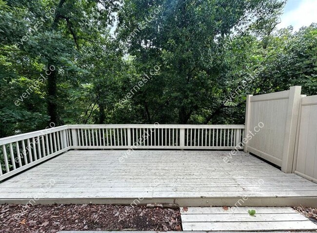 Building Photo - 1624 Lenox Overlook Rd