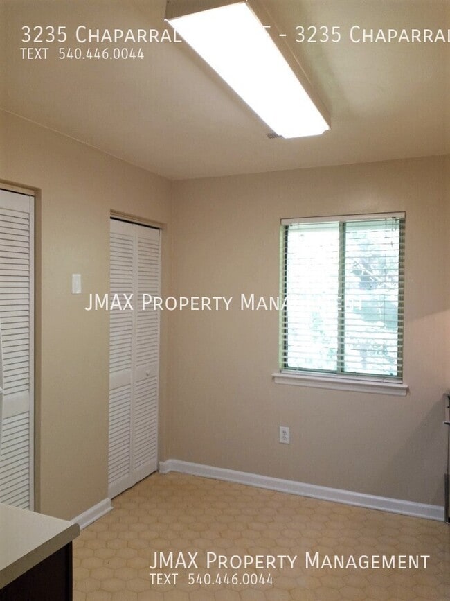 Building Photo - 3235 Chaparral Dr