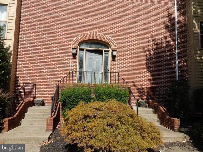 Building Photo - 1301 Delaware Ave