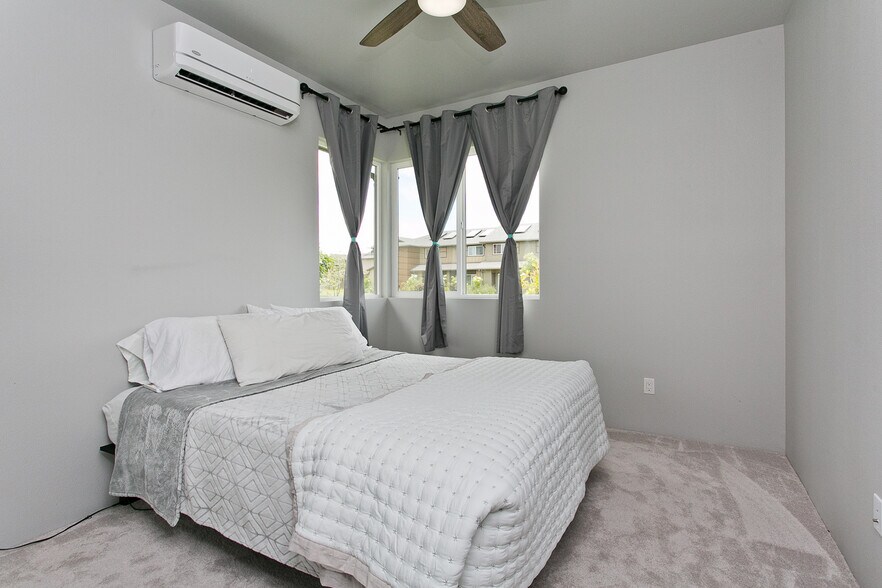 2ND ROOM - 91-1230 Likolehua Loop