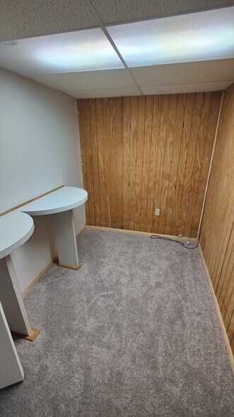 Building Photo - 7316A Castlemoor Rd