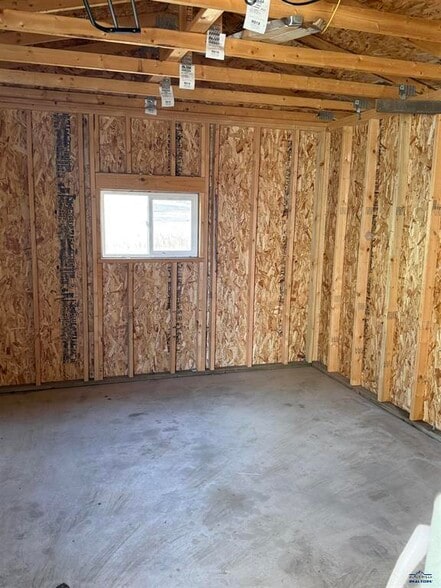 Building Photo - 960 Bennington Dr