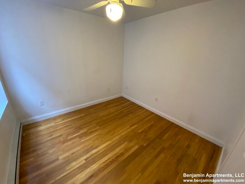 Building Photo - 91 Prince St