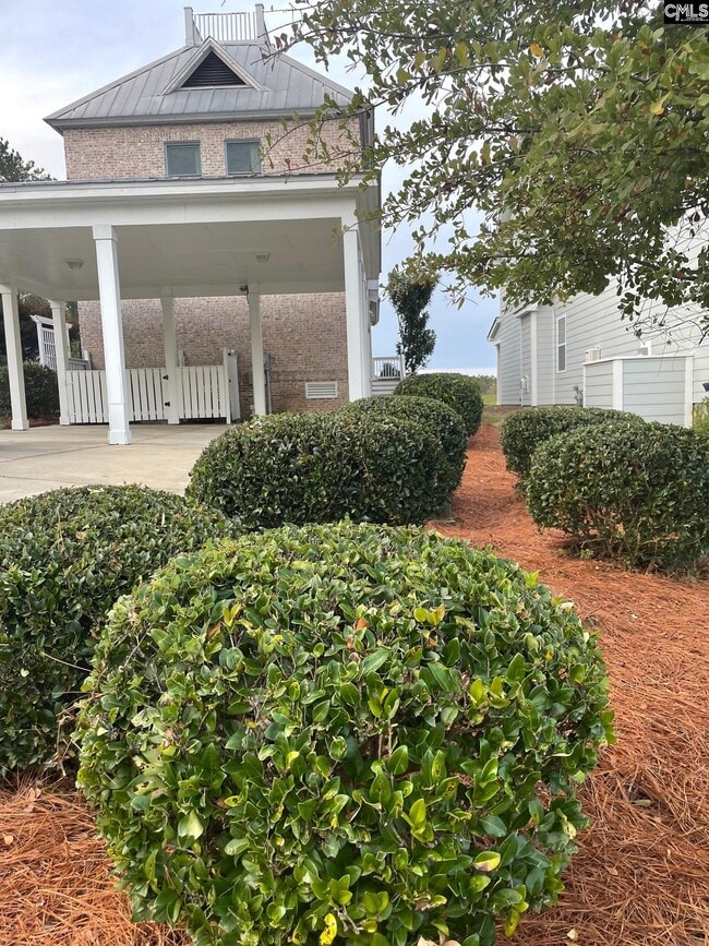 Building Photo - 33 Golden Spur Ln