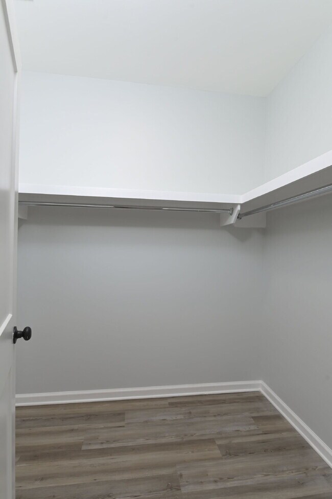 Building Photo - 32 Roberson St