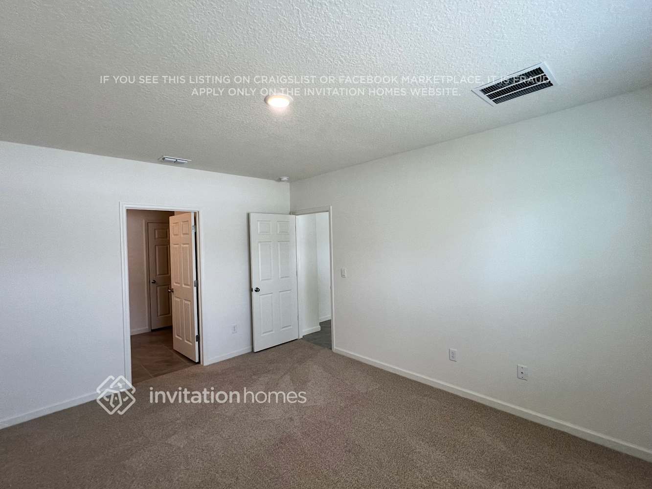 Building Photo - 669 NW Prima Vista Blvd