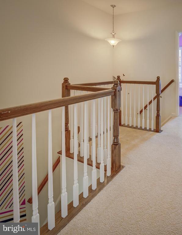 Building Photo - 23480 Logans Ridge Terrace