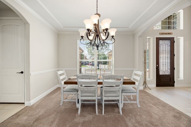 Building Photo - 9338 Taylor Cliff Ln