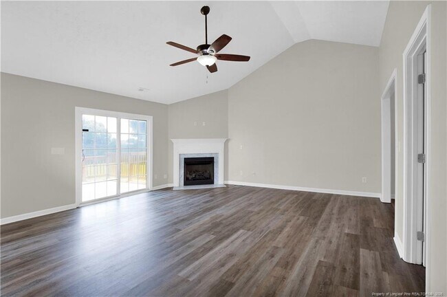 Building Photo - 1717 Kershaw Loop