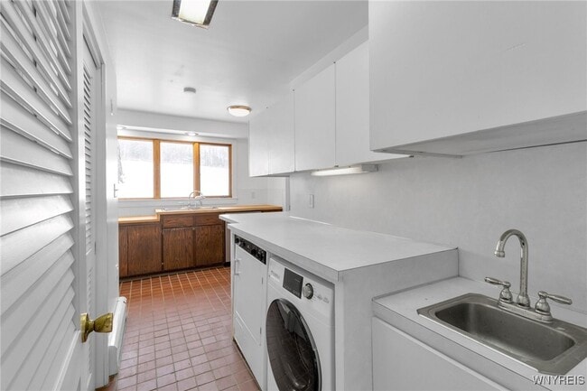 Building Photo - 2955 E Church St