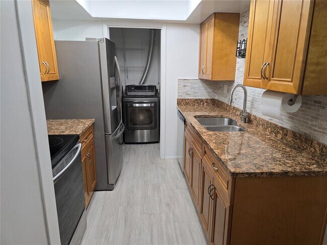 Building Photo - 540 Cascade Cir