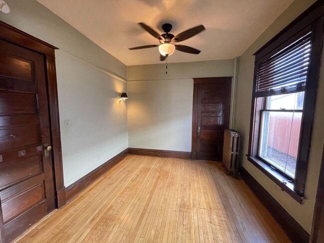 Building Photo - 715 S Phillips Ave