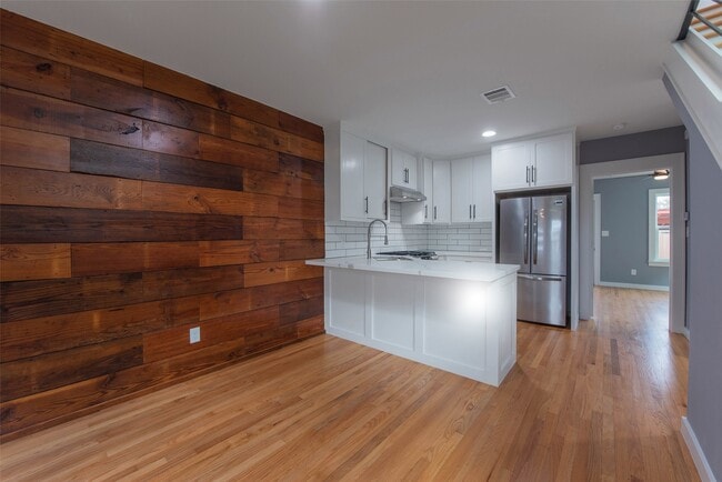 Building Photo - 1459 Munger St