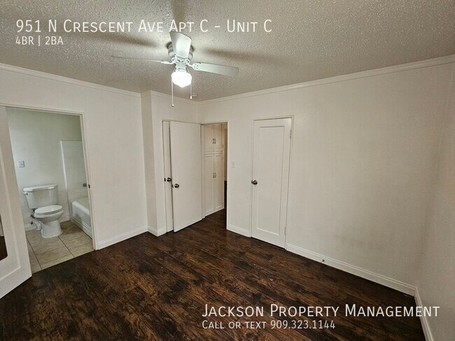 Building Photo - 951 N Crescent Ave