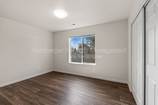 Building Photo - 14420 E Heroy Ln