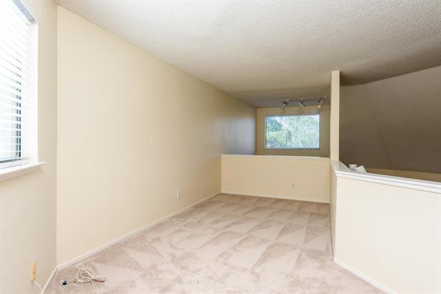 Building Photo - 46 Cove Ln