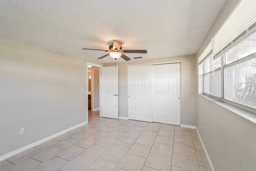 Building Photo - 7211 Moravian Dr