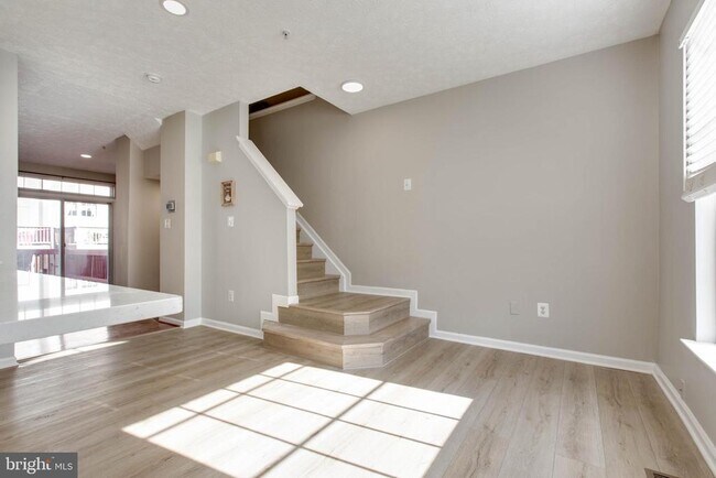 Building Photo - 1734 Sea Pine Cir