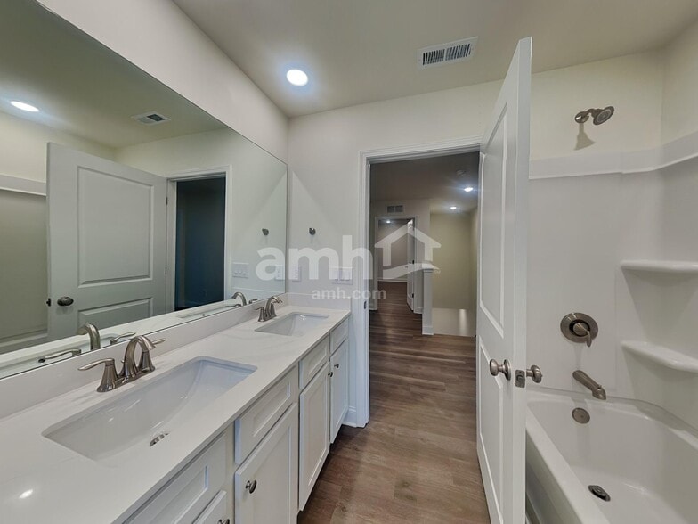 Building Photo - 830 Jubilation St