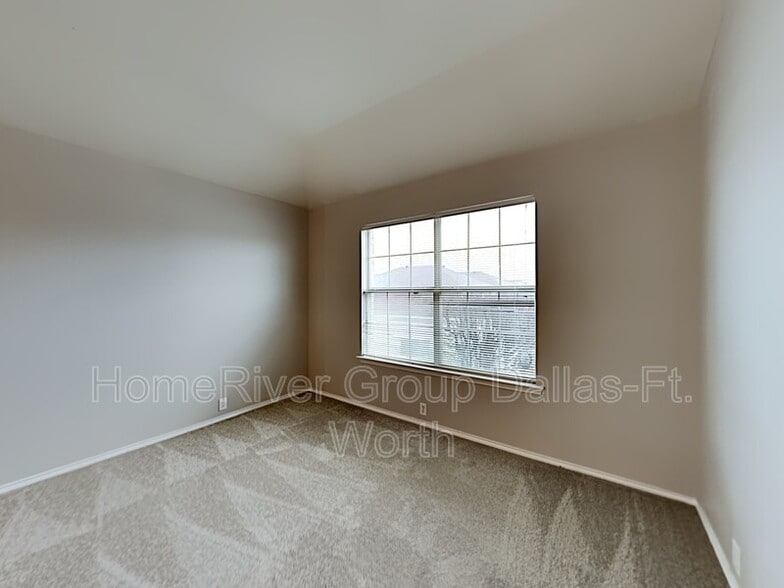 Building Photo - 8544 Orleans Ln
