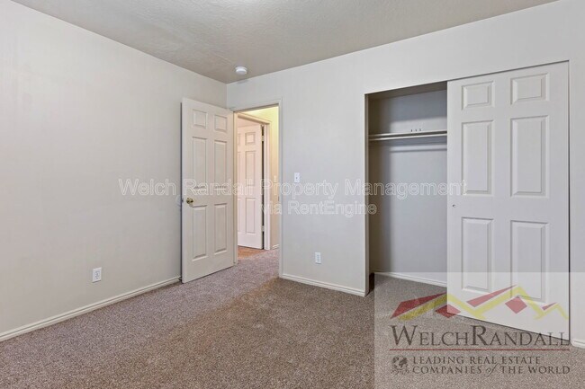 Building Photo - 1457 Monroe Blvd