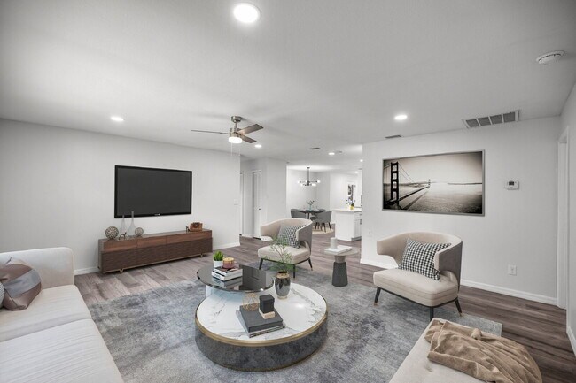 Building Photo - 5 Bahia Court Trce