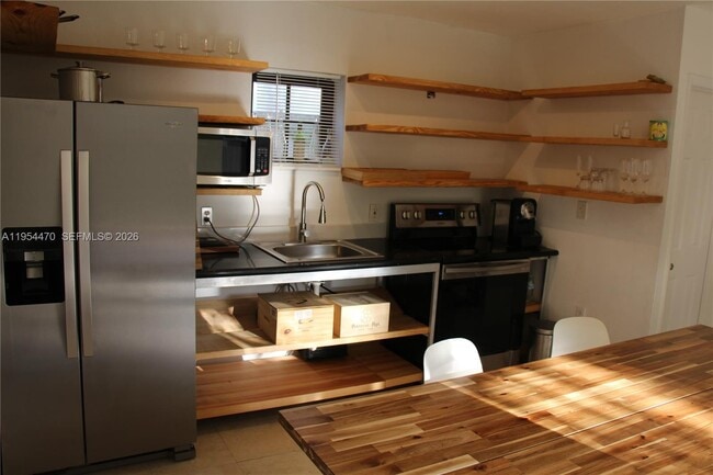 Building Photo - 225 NW 59th St