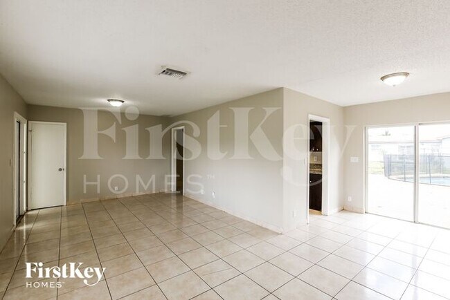 Building Photo - 6621 Pebble Beach