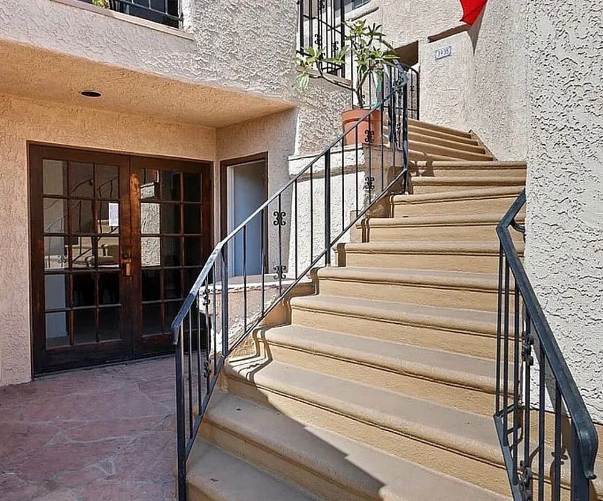 Building Photo - 3937 W 182nd St