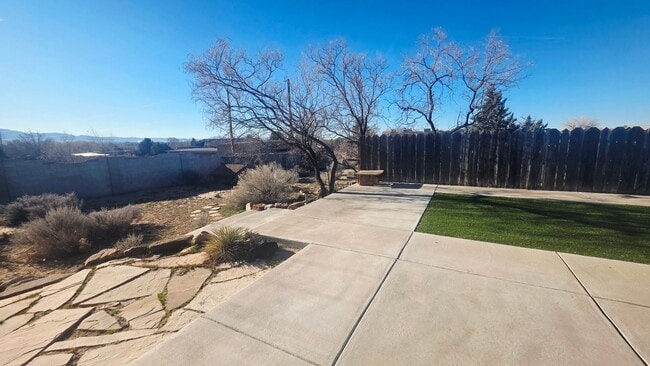 Building Photo - Corrales 4 Bedroom For Rent