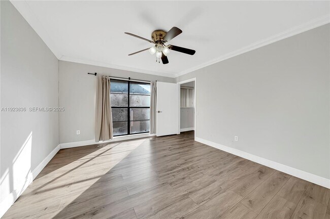 Building Photo - 6864 SW 114th Pl