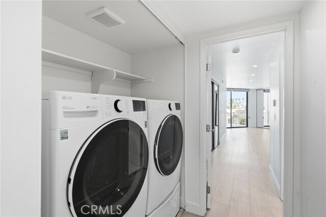 Building Photo - 7301 Vista Del Mar