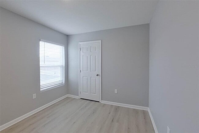 Building Photo - 1709 Nebraska Loop