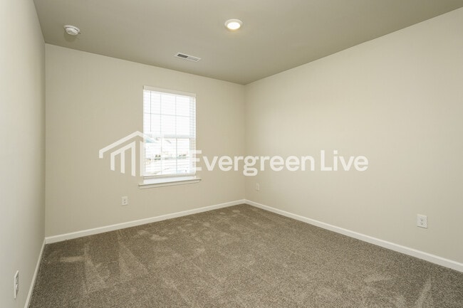 Building Photo - 834 Pear Blossom Ct