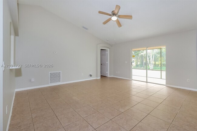 Building Photo - 506 NW Ferris Dr
