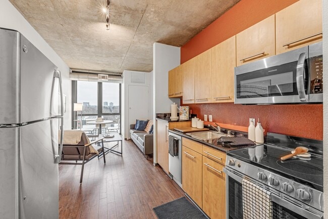 Building Photo - Vista Denver