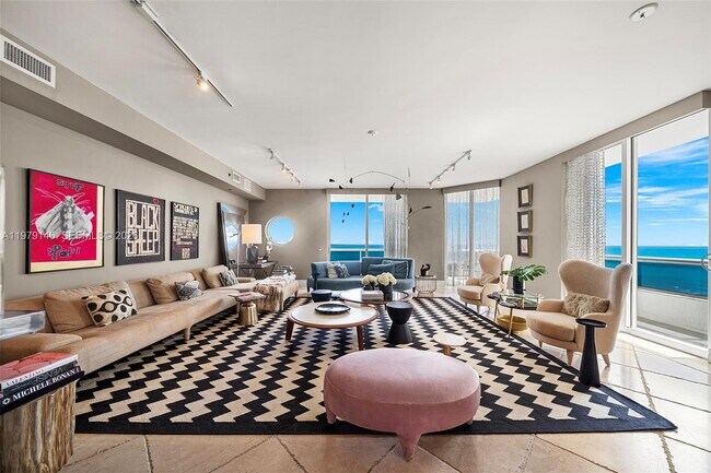 Building Photo - 5801 Collins Ave