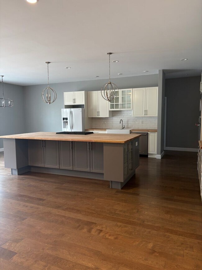 Building Photo - Welcome to your new home in the heart of Severance, CO!