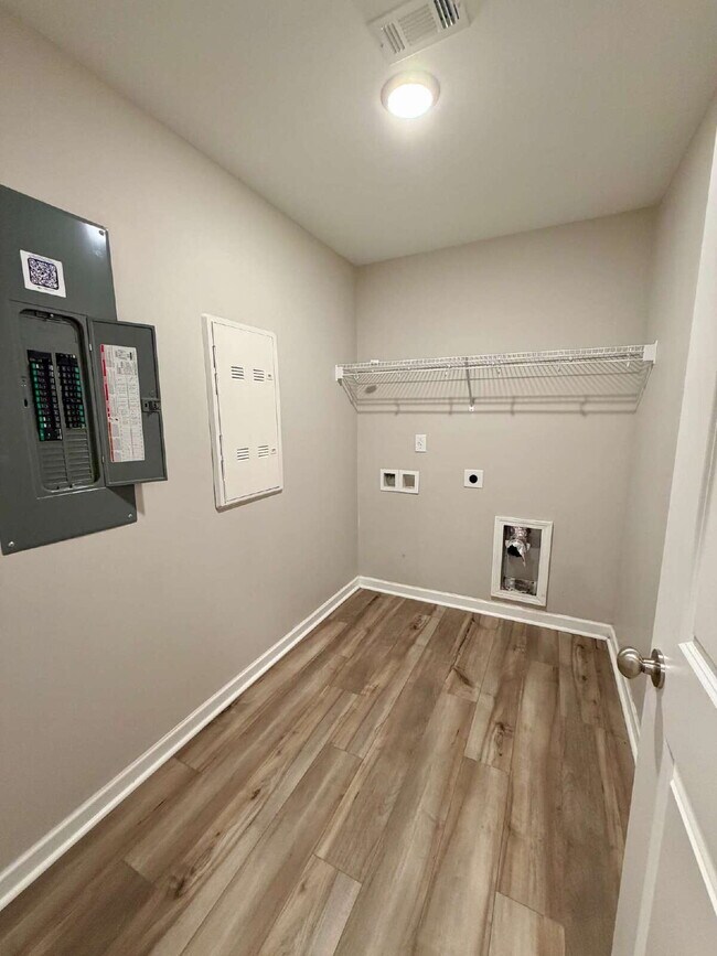 Building Photo - Available now FOR RENT in Rehobeth, AL!!