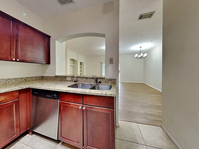 Building Photo - 114 Vista Verdi Cir