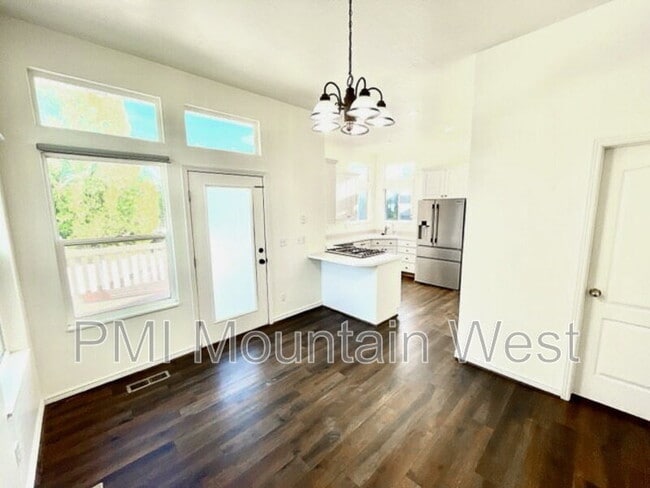 Building Photo - 2815 W 1375 N