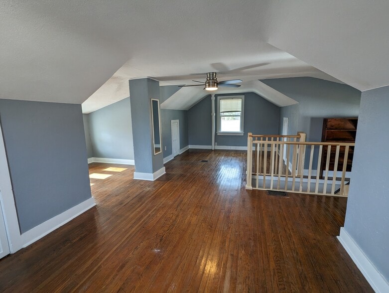 Building Photo - 3607 Franklin Ave