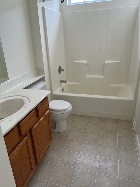 Building Photo - 140 Rock Ledge Ct